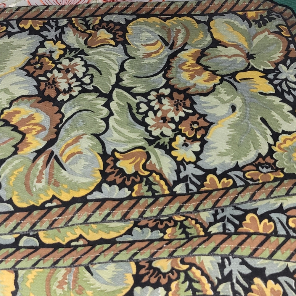 Floral placemats - set of 4